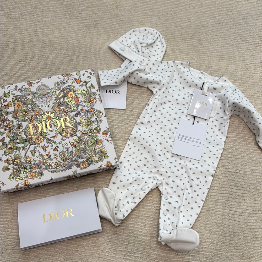 Dior Baby 3 month outfit + hat